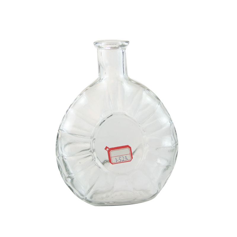 Wholesale crystal flint glass XO brandy bottle