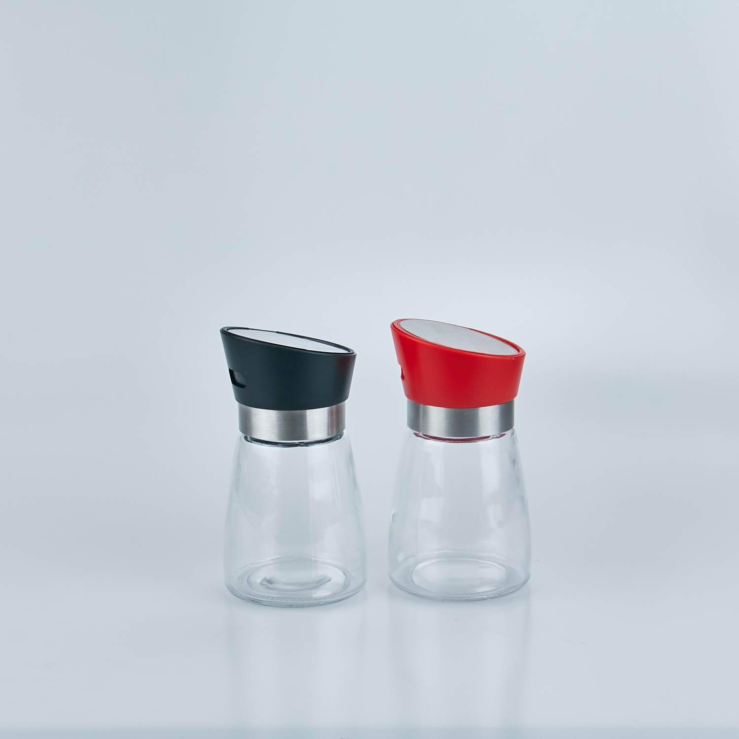 different colour salt & pepper grinder 